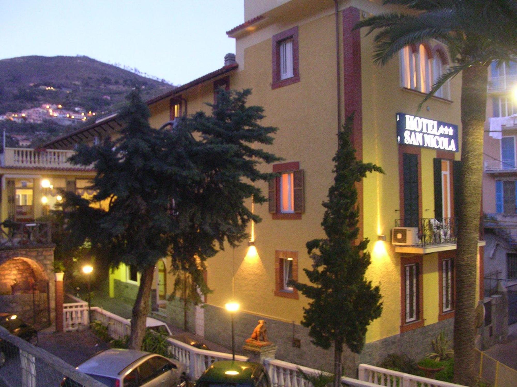 Hotel San Nicola Alassio Luaran gambar